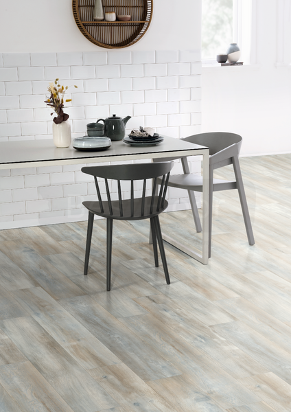 Ламинат Egger NatureSense Classic Дуб Абергеле темный EL2074 5081 фото